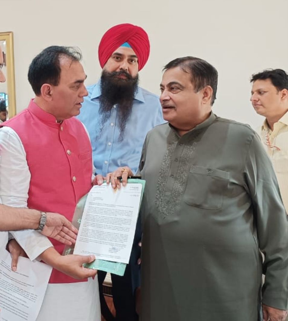Dr. Raj Kumar Chabbewal meets Union Minister Nitin Gadkari